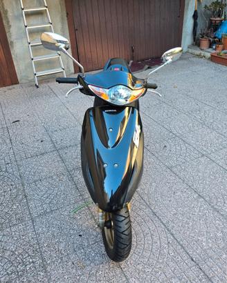 Honda Dio Z4 AF63 - 9.359 km originali