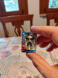 mini brands Disney eroi Marvel