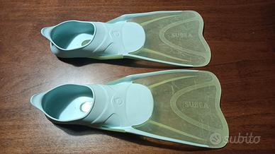 Pinne Decathlon. Misura 32-33