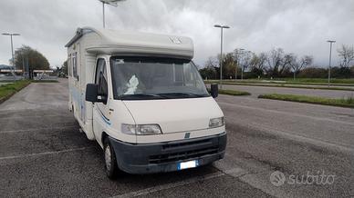 Rimor camper semintegrale