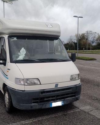 Rimor camper semintegrale