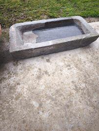 lavandino in pietra 