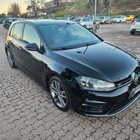 Volkswagen Golf 1.6 TDI 110 CV DSG 5p. r line