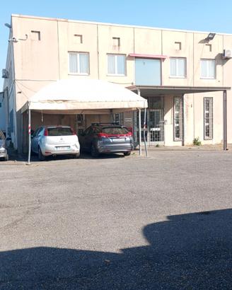 Capannone in pronta consegna