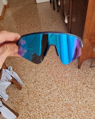 Oakley Sutro Light