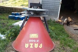 Attr. agricole + stufa a legna + tapis roulant