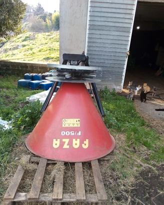 Attr. agricole + stufa a legna + tapis roulant