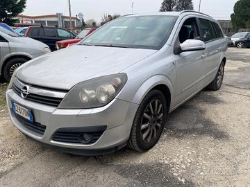 Opel Astra 1.7 CDTI 101CV Station Wagon Club