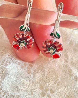 Orecchini con fiore rosso smaltato 