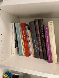 Libri rosa e di anatomia