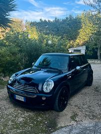 Mini Cooper S - Park Line - 2006
