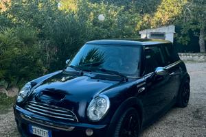 Mini Cooper S - Park Line - 2006