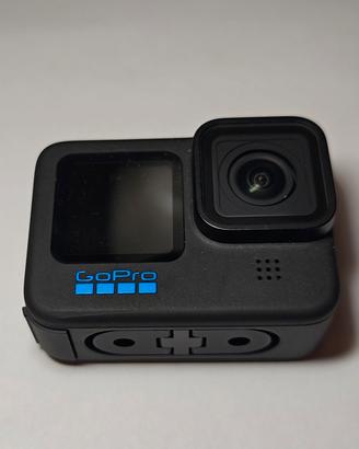 GoPro 11 Hero black + Media Mod + accessori 