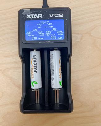 XTAR VC2 Caricabatterie Universale LCD 2 Slot
