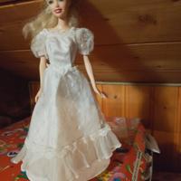 Barbie con vestito sposa anni 80