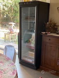 Cantinetta rifrigerata per vini - come nuova