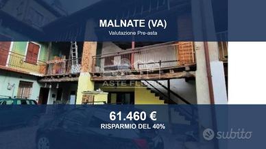 Immobile in asta di 106 m² con più di 5 locali a M