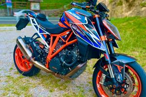 KTM Superduke 1290 r