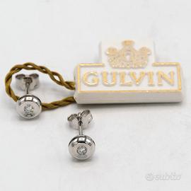 Orecchini oro bianco 18 kt tipo punto luce E.157