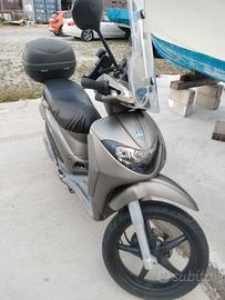scooter piaggio Liberty 