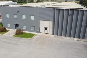 Capannone completo di uffici a Tavagnacco