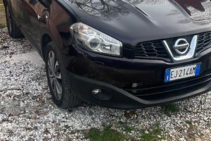 Nissan qhasqai 5+2