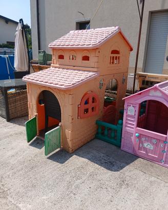 casetta d plastica