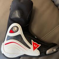 stivali moto dainese nuovi in carbonio