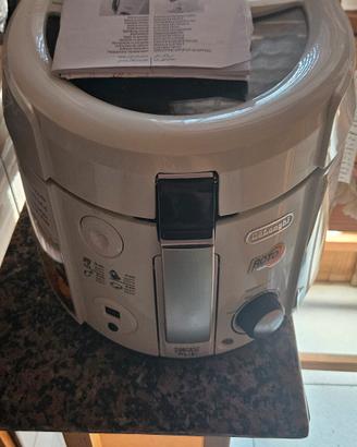 Friggitrice con cestello rotante Delonghi