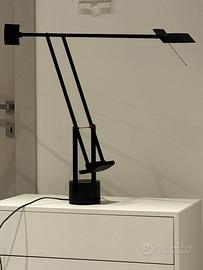 Artemide Tizio nera da tavolo
