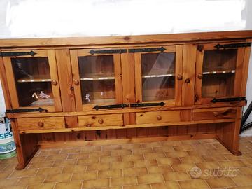 Credenza
