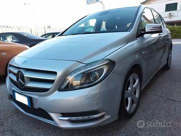 Mercedes-benz B 180 CDI BlueEFFICIENCY Premium GRA