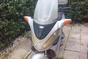 scooter Malaguti Madison 125