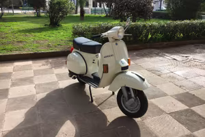 Vespa Piaggio 125 Arcobaleno