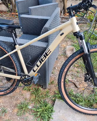Mtb cube  27.5 taglia S monocorona 