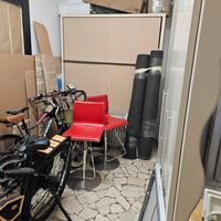 due sgabelli  Cattelan Design pelle rossa