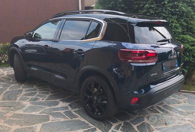 Citroen C5 aircross plug in con gancio traino 