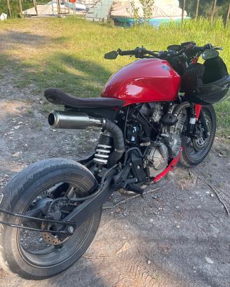Honda Hornet - custom special cafe racer