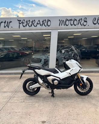 Honda X-ADV 750 2025 / KM 14.000 Tua a solo 114 Eu