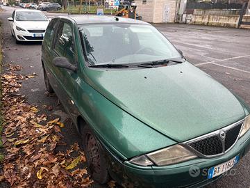 Lancia y