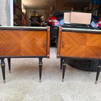 Coppia comodini vintage con top in vetro