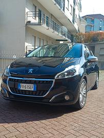 Peugeot 208 1.2 Allure 82 cv
