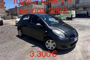 Toyota Yaris 1.0 benzina clima 5porte
