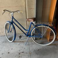 Bici vintage blu