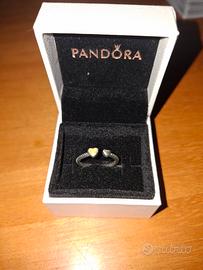 Anello Pandora doppio cuore regolabile 