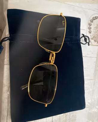 Ray-Ban