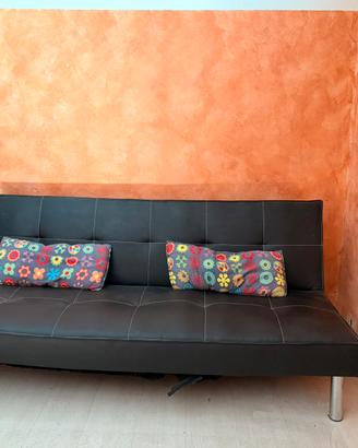 Divano letto tre posti