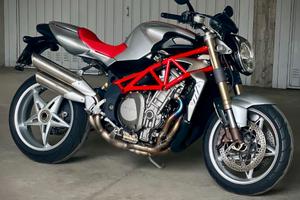 MV Agusta Brutale 910s
