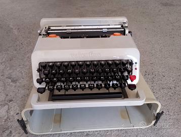 Macchina da scrivere Olivetti Valentine