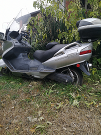 Suzuki burgman 650 executive full optional